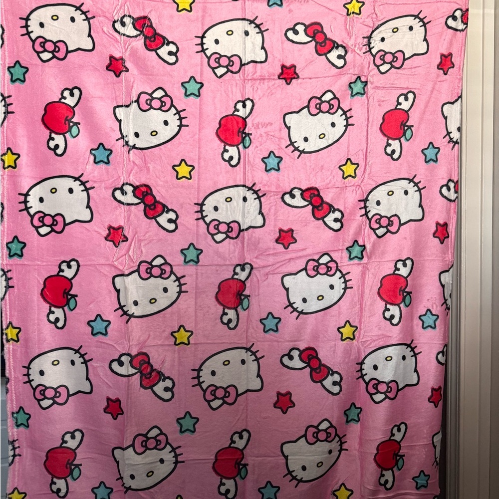 🌸 NEW Hello Kitty Plush Throw Blanket – Pink – Super Soft & Cute 🌸